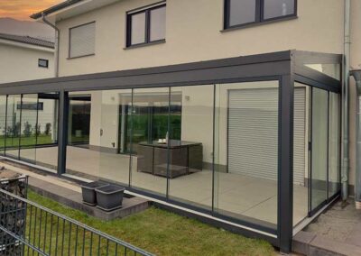 Kaltwintergarten-von-leon-Überdachung