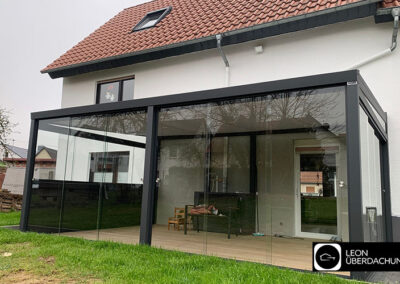 Referenz Leon Überdachung